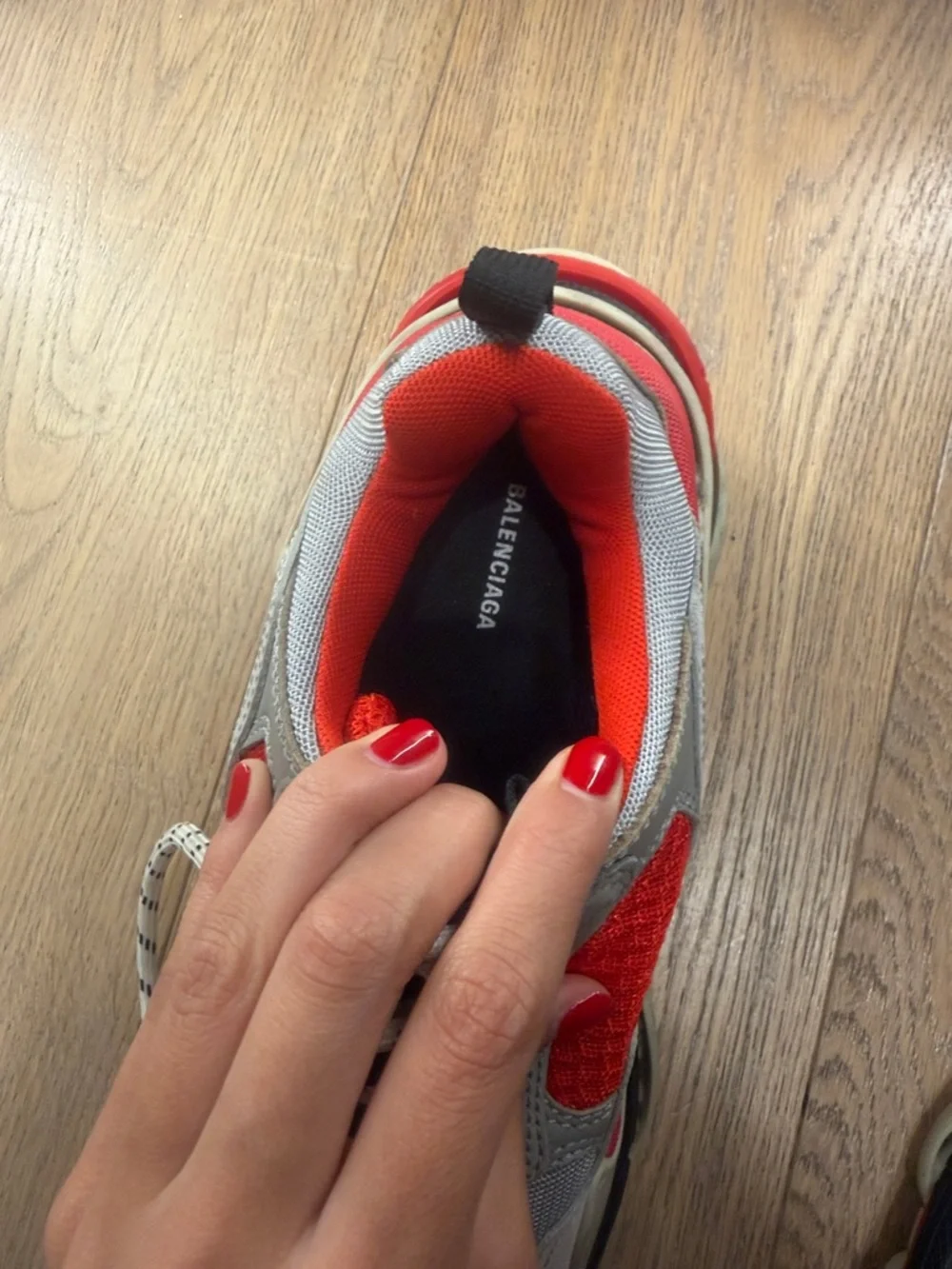 Balenciaga Chunky Runner Sneaker - Gray & Red - Picture 4 of 4